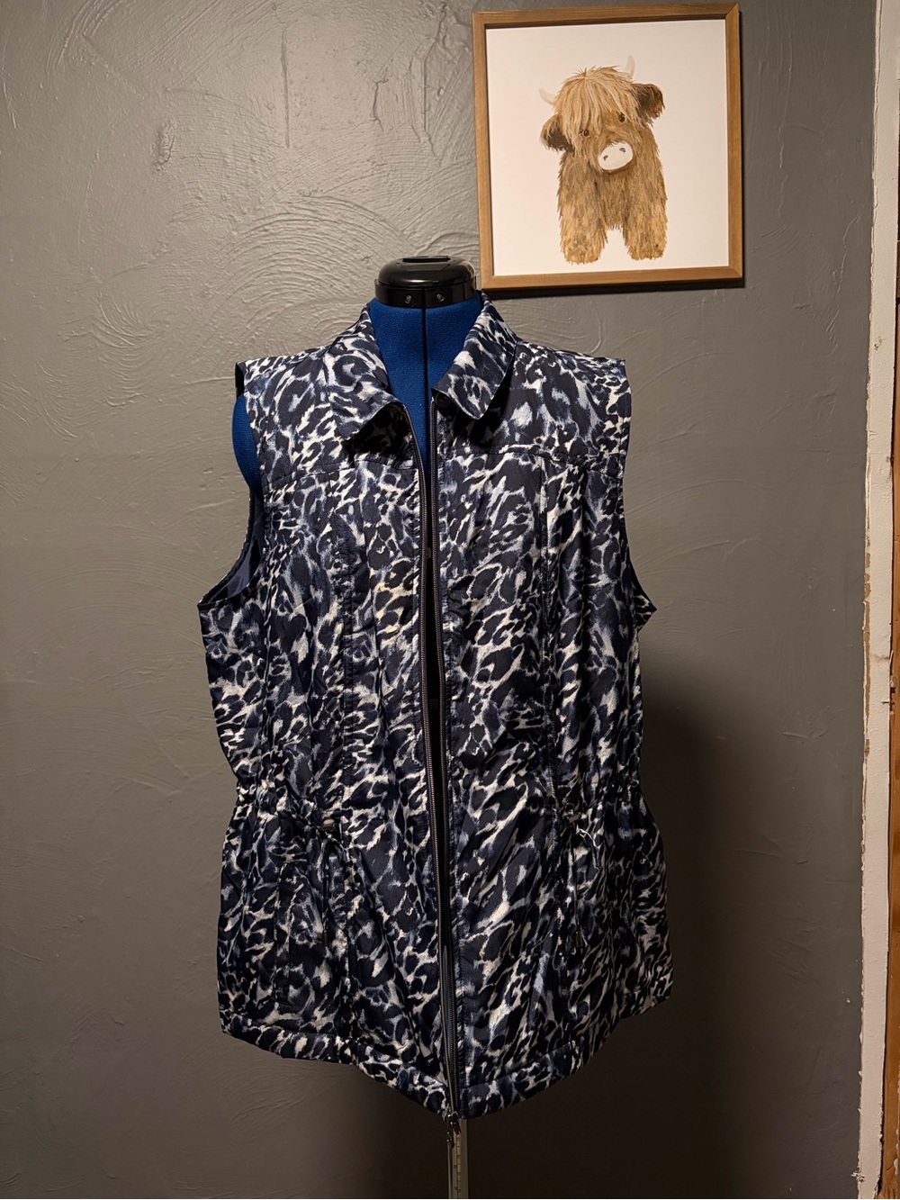 Chico's Weekends Navy and White Animal-Print Zip Vest
